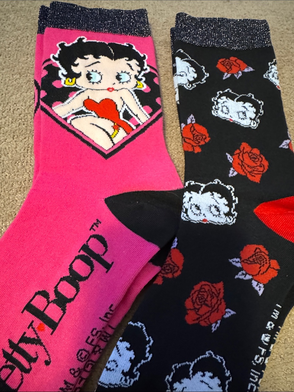 XOXO Red Black Pink Licensed Betty Boop Women’s Socks